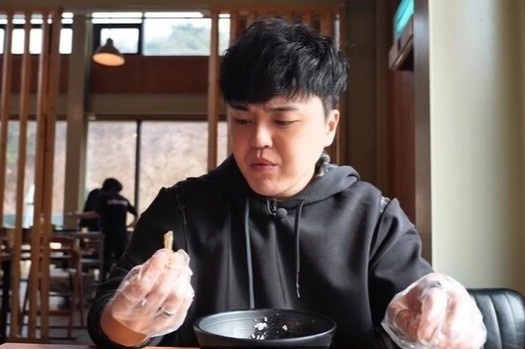 Nhieu YouTuber bia dat, danh gia sai su that hinh anh