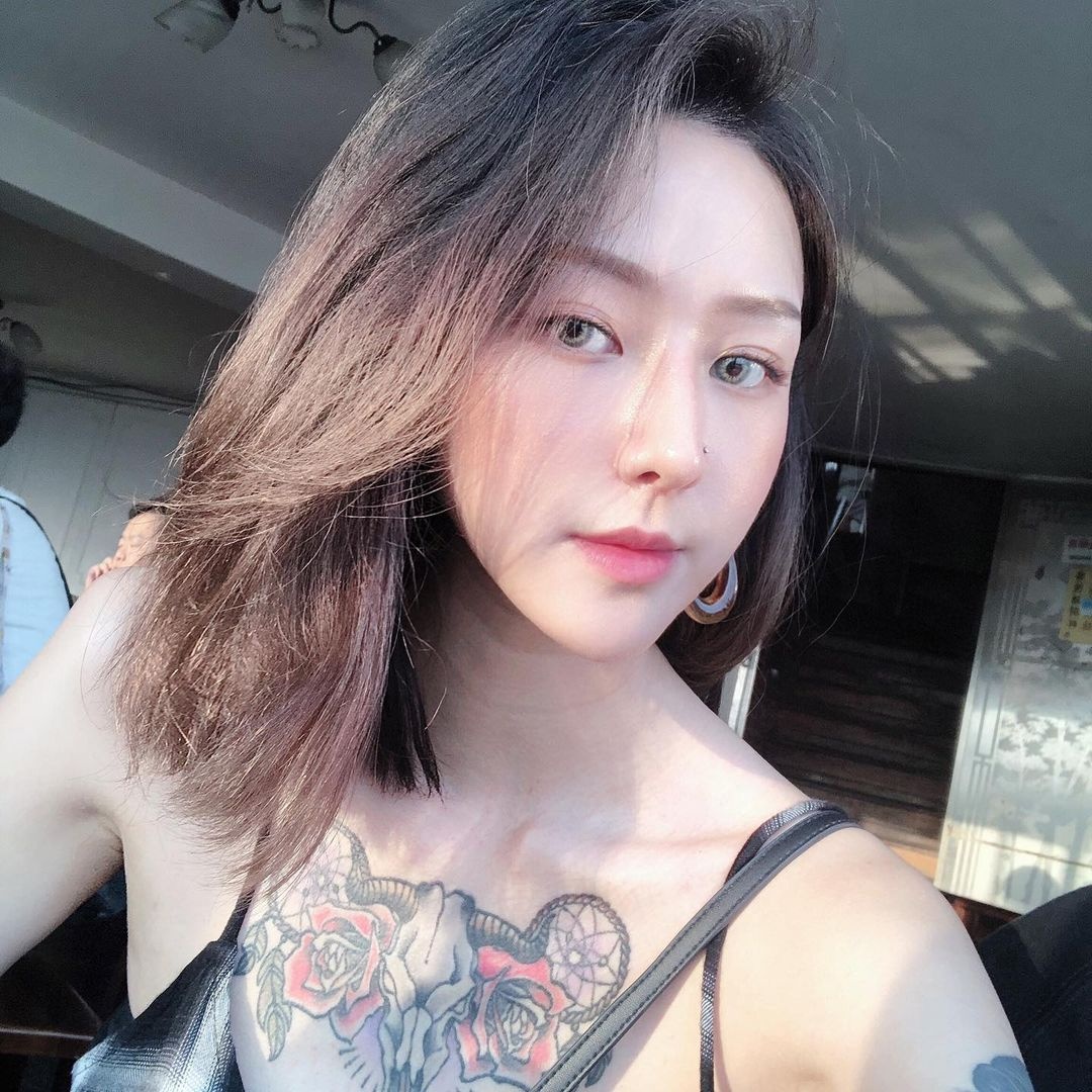 hot girl xam minh anh 8
