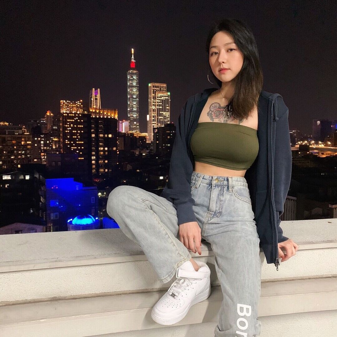 hot girl xăm mình ảnh 3 hot girl xam minh anh 3