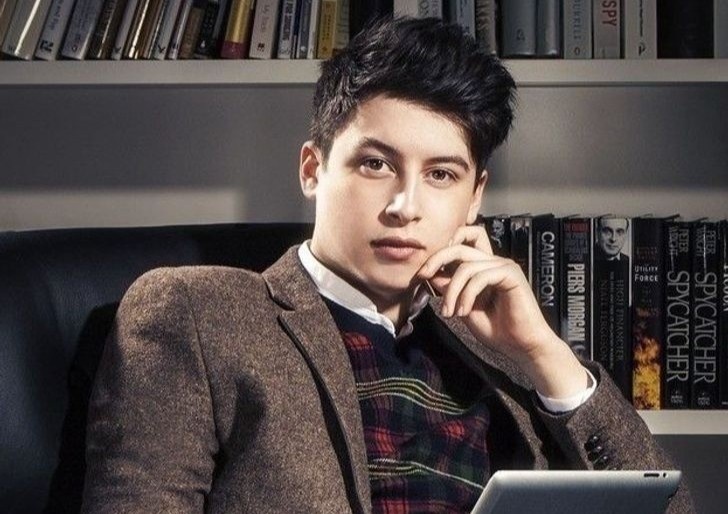 4 dua tre tro thanh trieu phu hinh anh