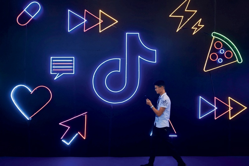 cai nghien mang xa hoi anh 2