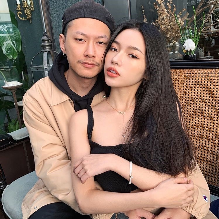 chi em sinh doi anh 8