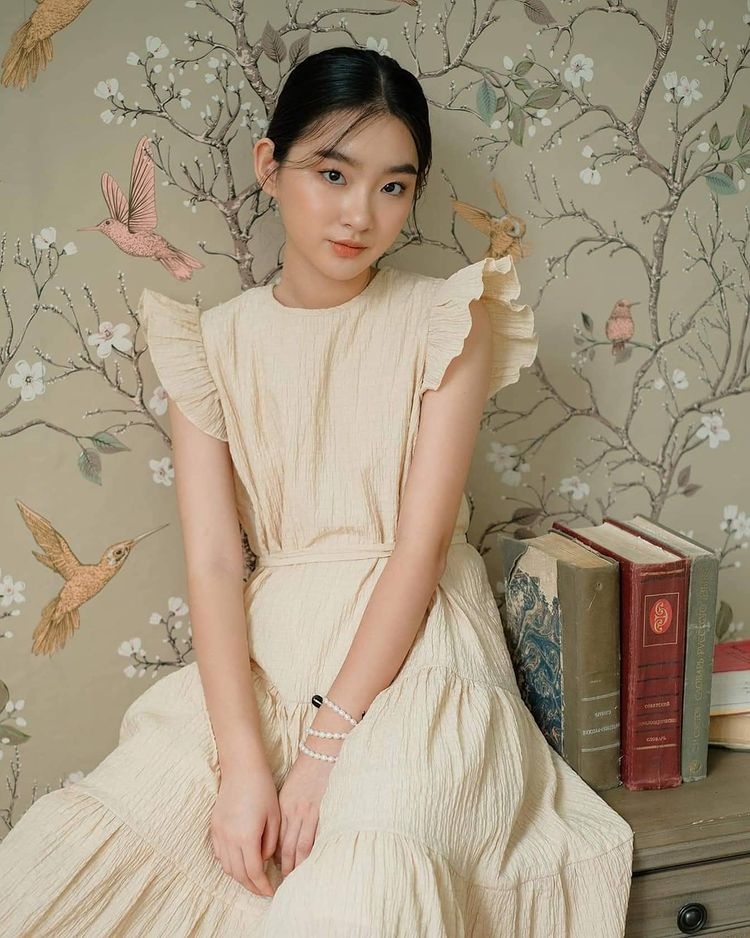 nu sinh Ngoai giao da tai anh 4