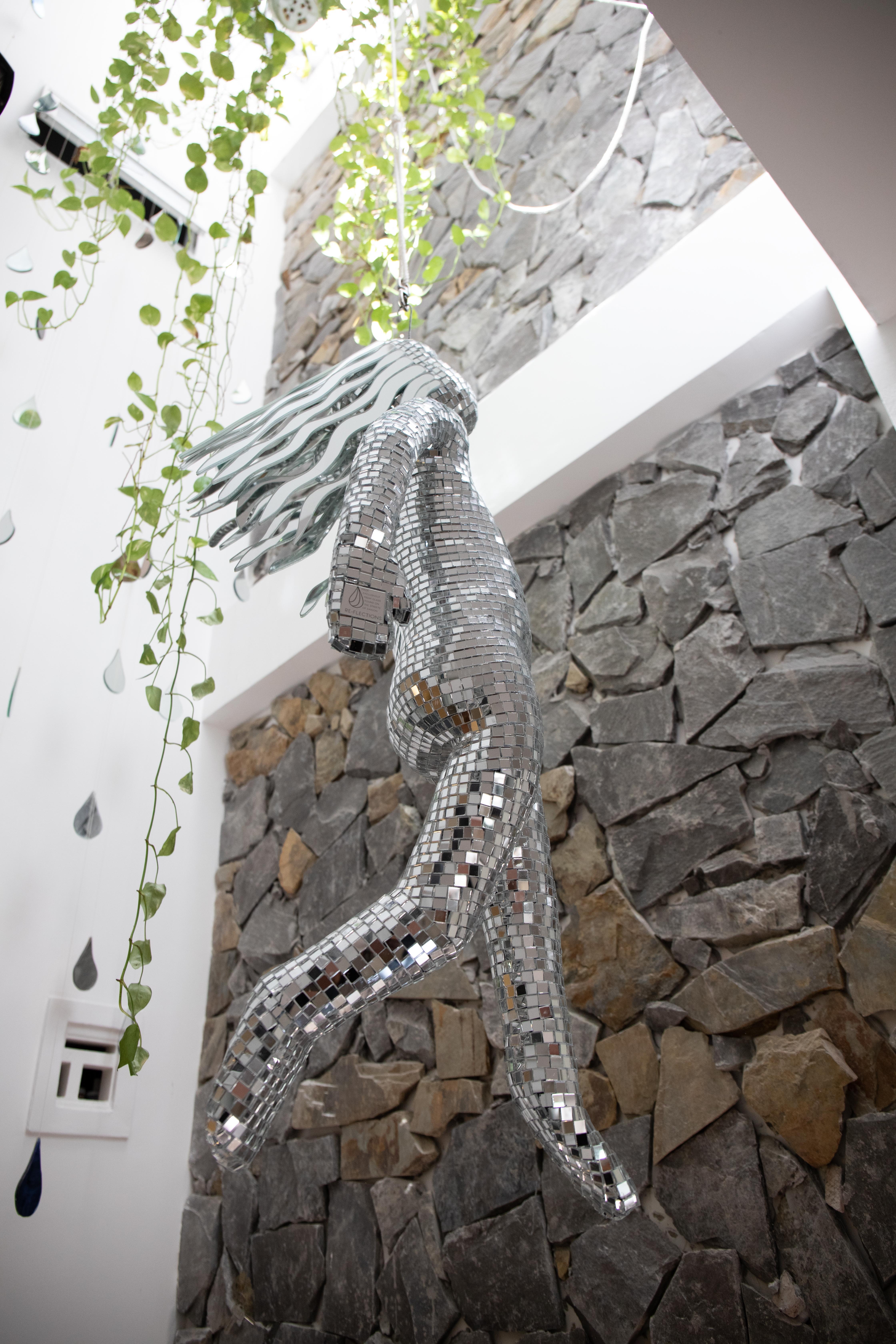 ông Tây làm nhặt kính về làm đồ ảnh 2 ong Tay lam nhat kinh ve lam do anh 2