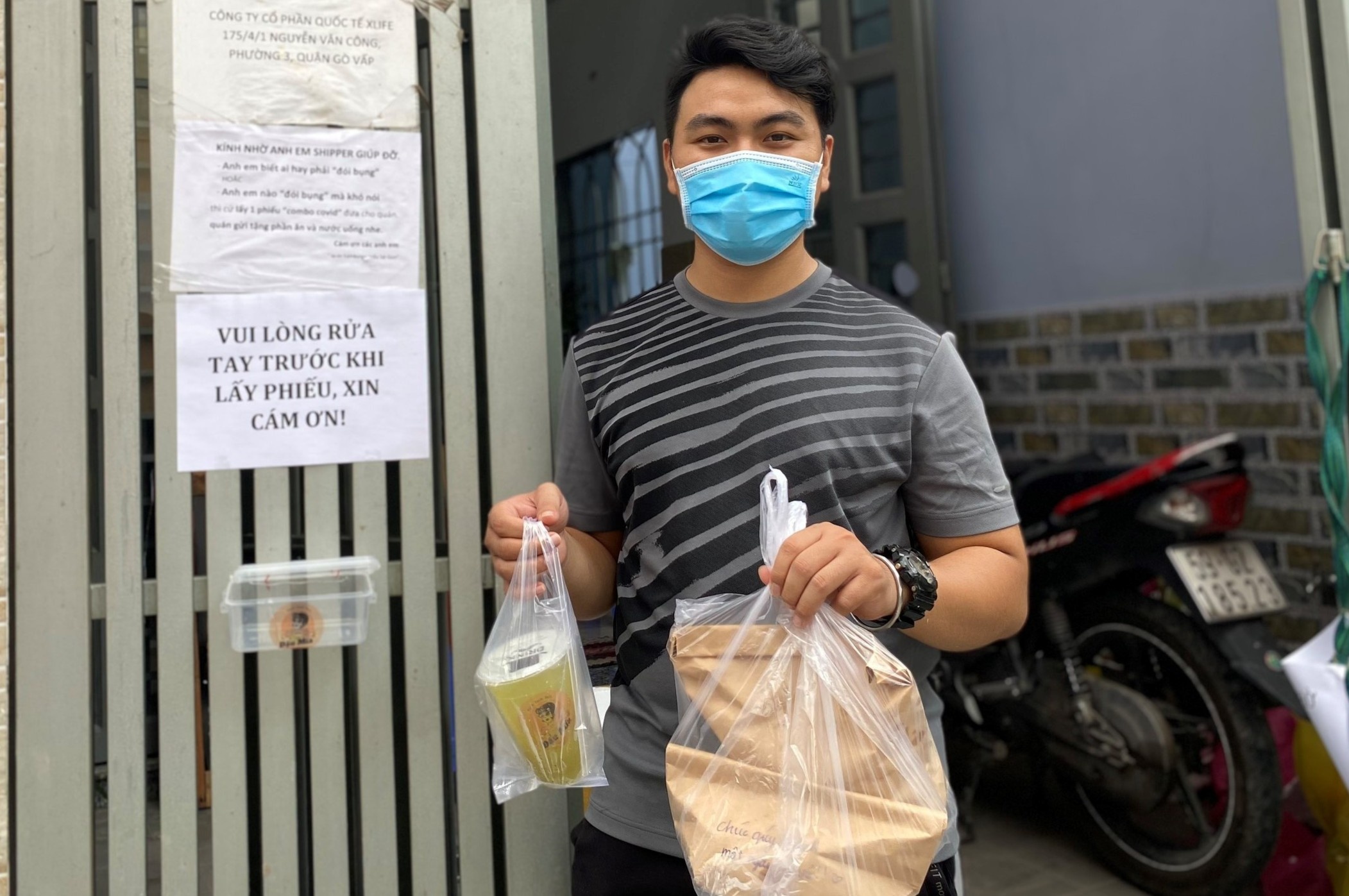 tang com mua dich anh 1