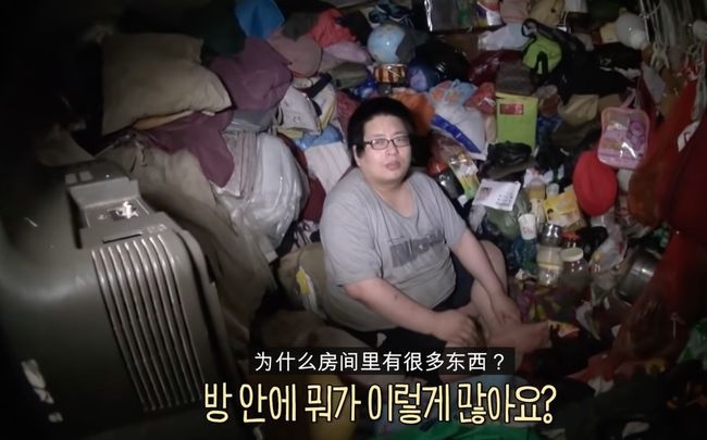 căn nhà ngập rác ảnh 3 can nha ngap rac anh 3