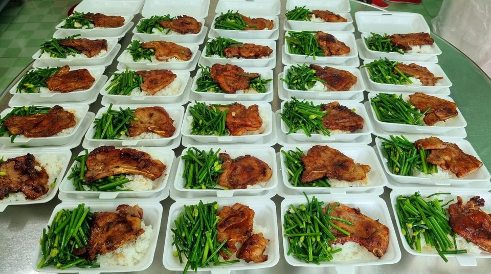 com tu thien mua dich anh 4