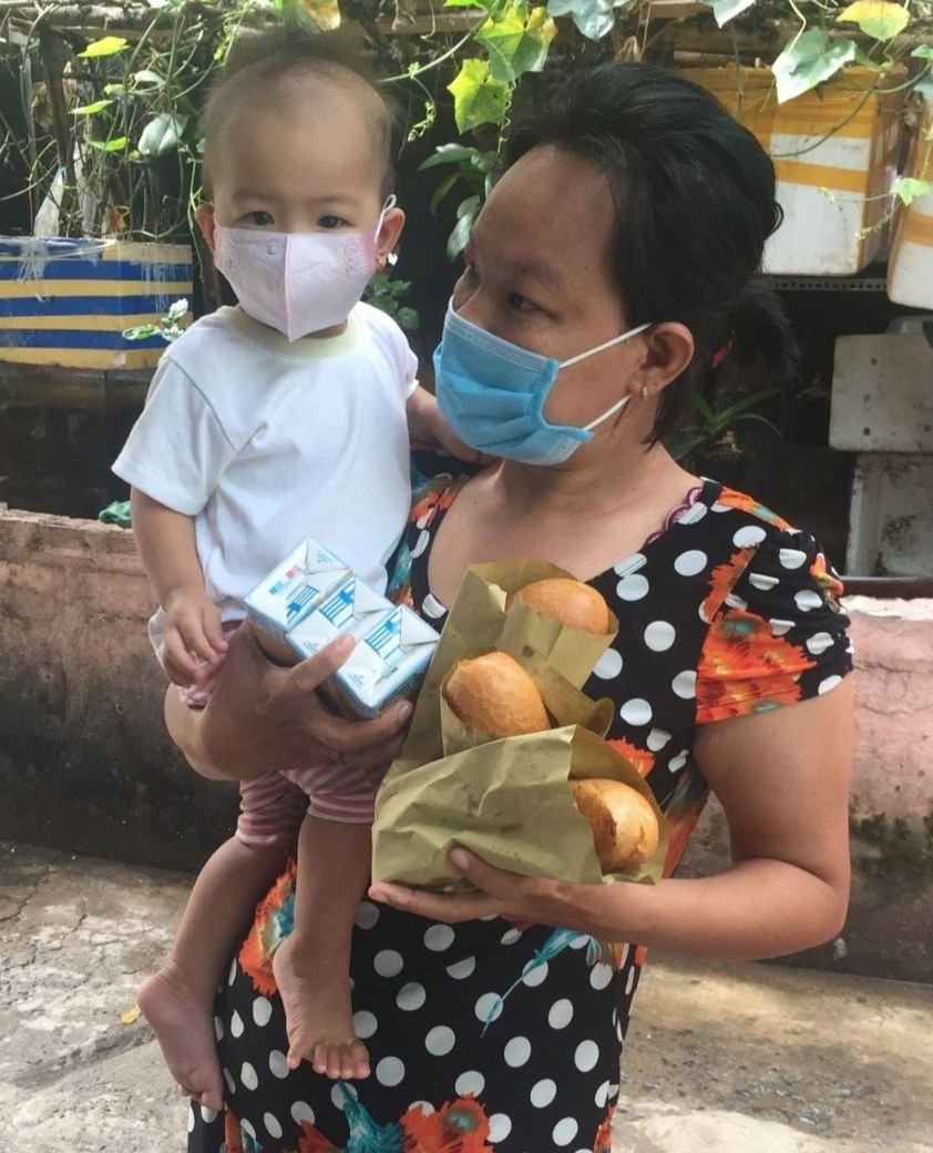 com tu thien mua dich anh 3