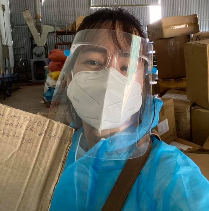 tinh nguyen chong dich anh 2