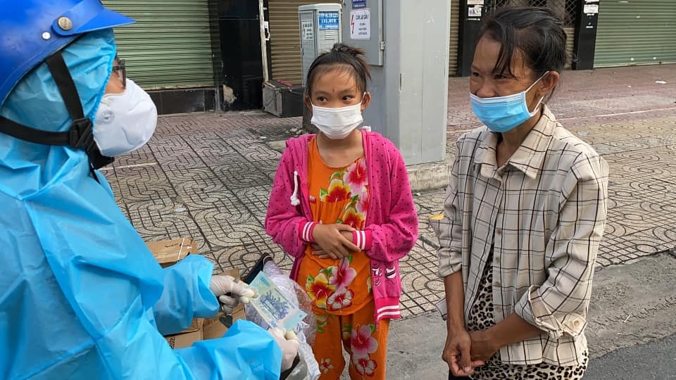 com tu thien mua dich anh 8