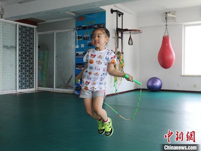 ám ảnh chiều cao ở trung quốc ảnh 1 am anh chieu cao o trung quoc anh 1