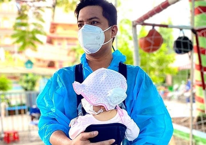 Nam tinh nguyen vien tro thanh bao mau bat dac di hinh anh