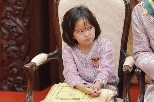 Tieu cong chua Malaysia noi tieng voi loat bieu cam hai huoc hinh anh