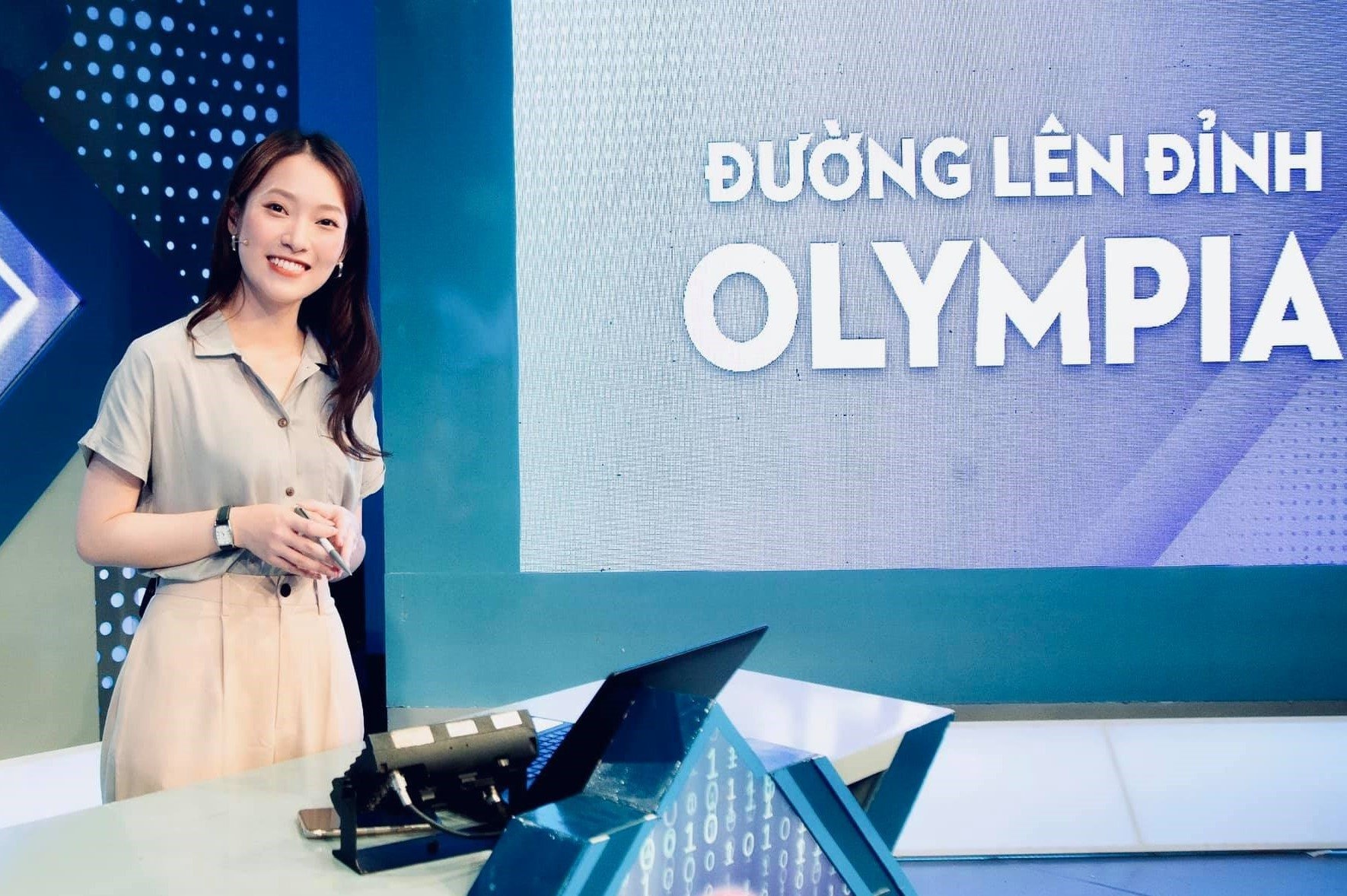 MC moi cua Olympia co thanh tich hoc tap tot, mua nha, oto nam 20 tuoi hinh anh