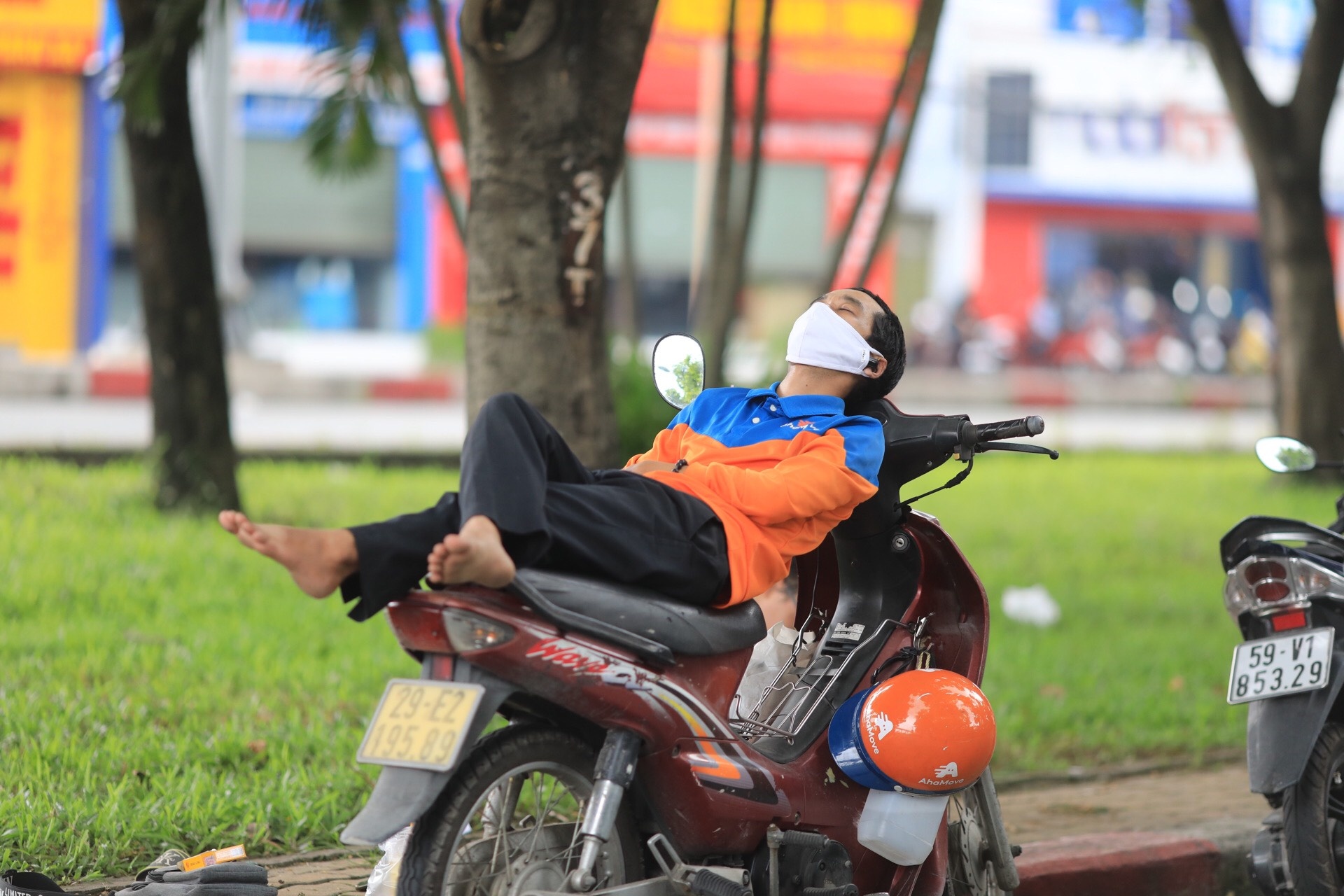 Shipper ở TP.HCM ảnh 4 Shipper o TP.HCM anh 4