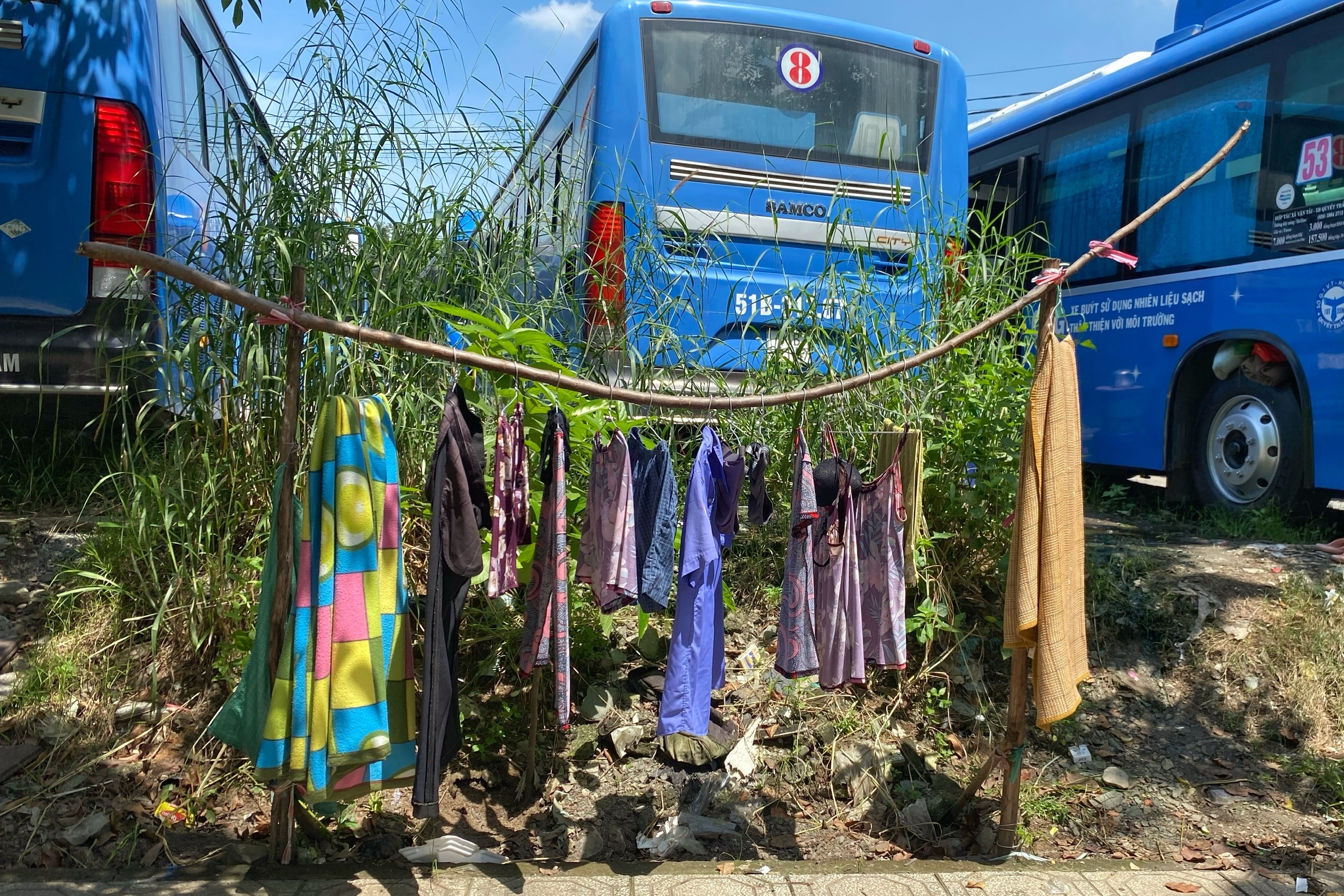 mắc kẹt trên xe buýt ảnh 5 mac ket tren xe buyt anh 5