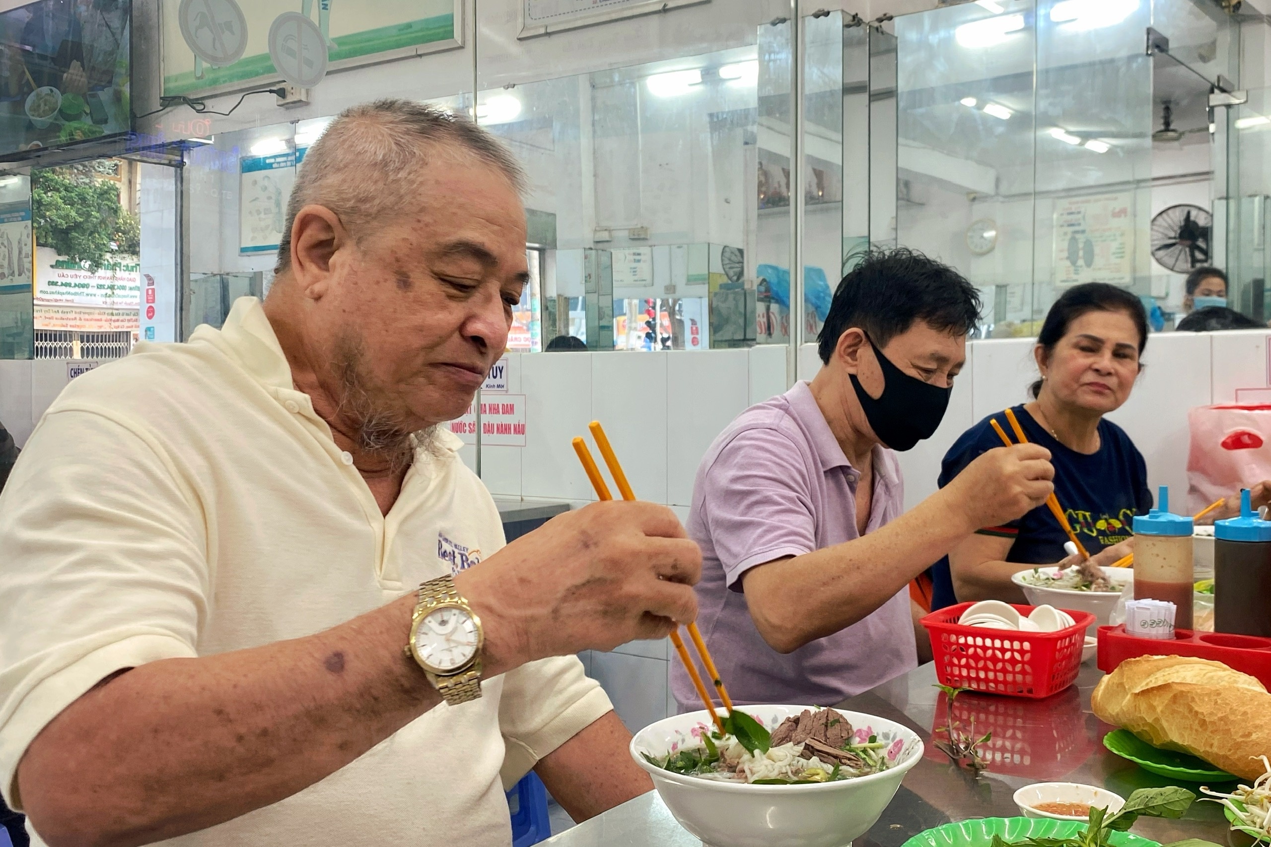 ban do an tai cho anh 2