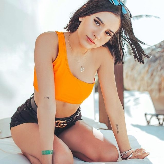 hot girl trieu phu anh 1