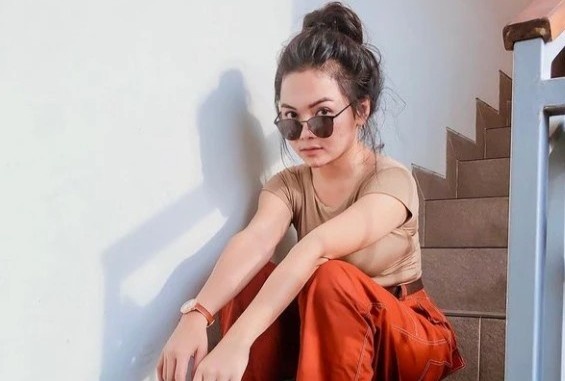 Cac co gai phai tra gia khi tro thanh KOL hinh anh