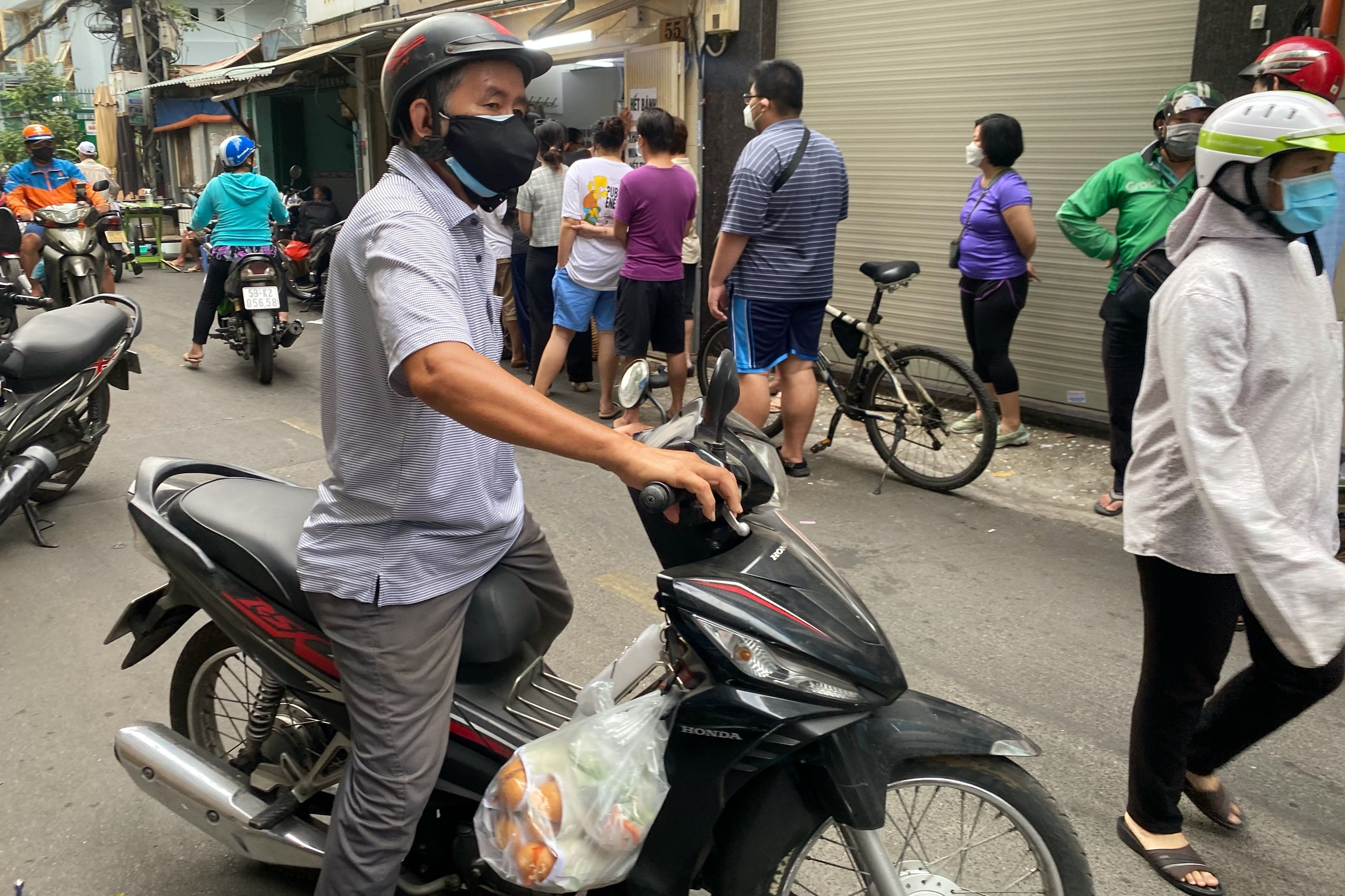 banh mi ba Huynh anh 8