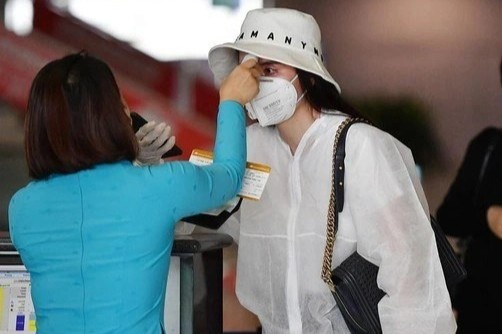 Khong di choi Tet Duong lich de an toan ve que don Tet Nguyen dan hinh anh