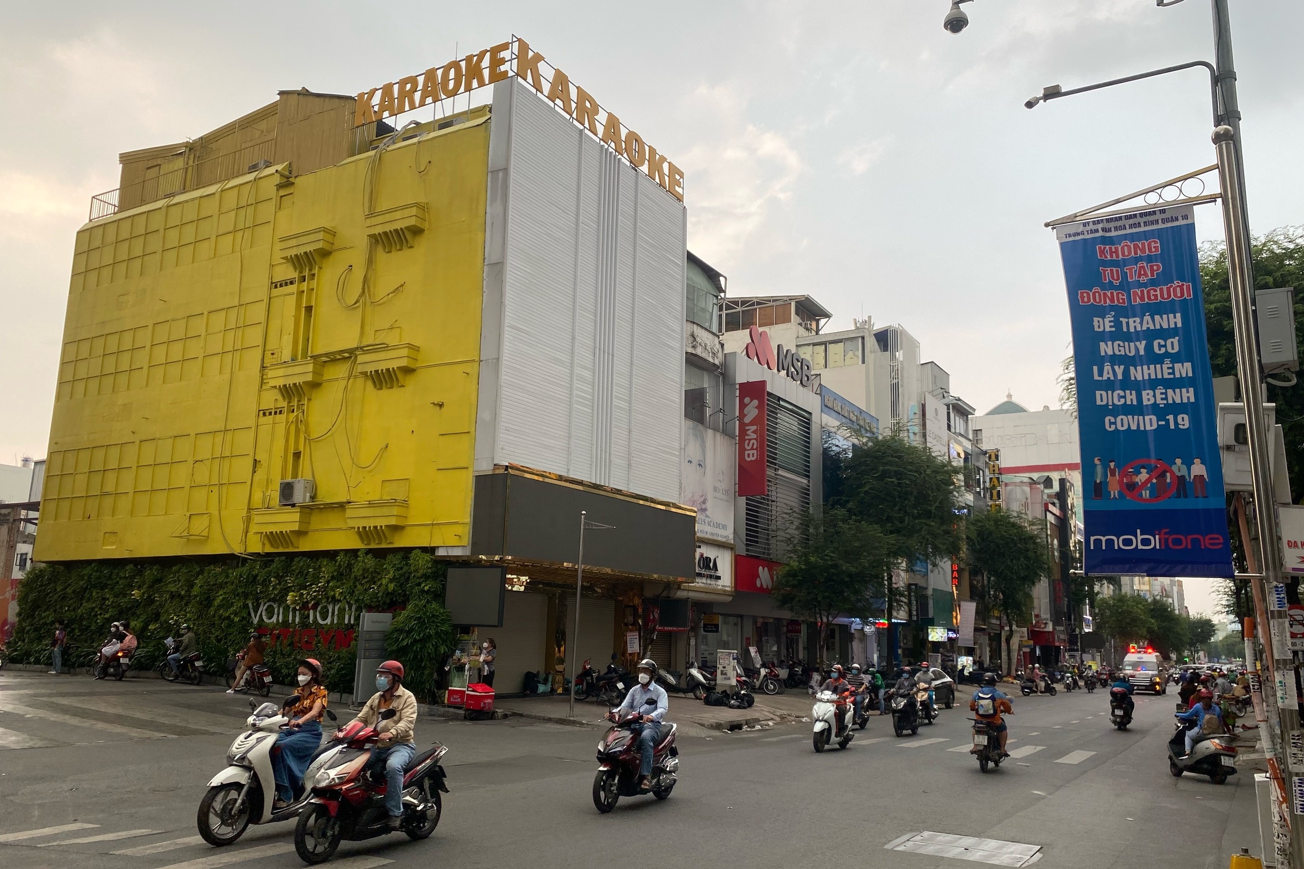 karaoke tphcm mở cửa ảnh 9 karaoke tphcm mo cua anh 9