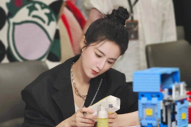Cai chet cua dai hoi sale Tet o Trung Quoc hinh anh
