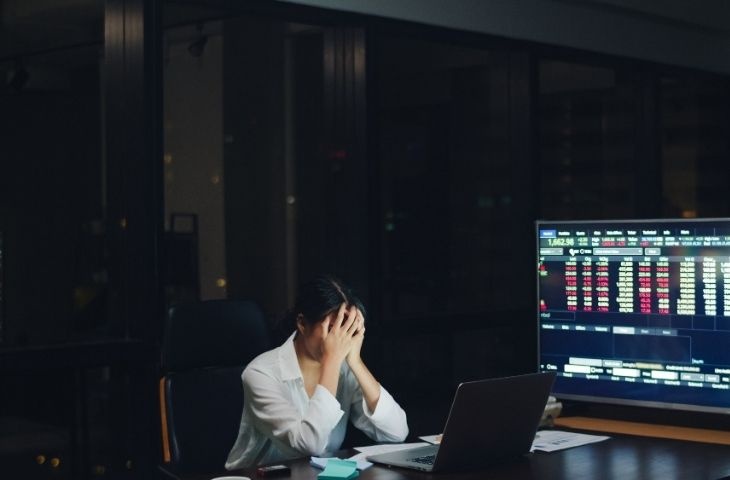 dot tu vi lam viec qua suc o Trung Quoc anh 3