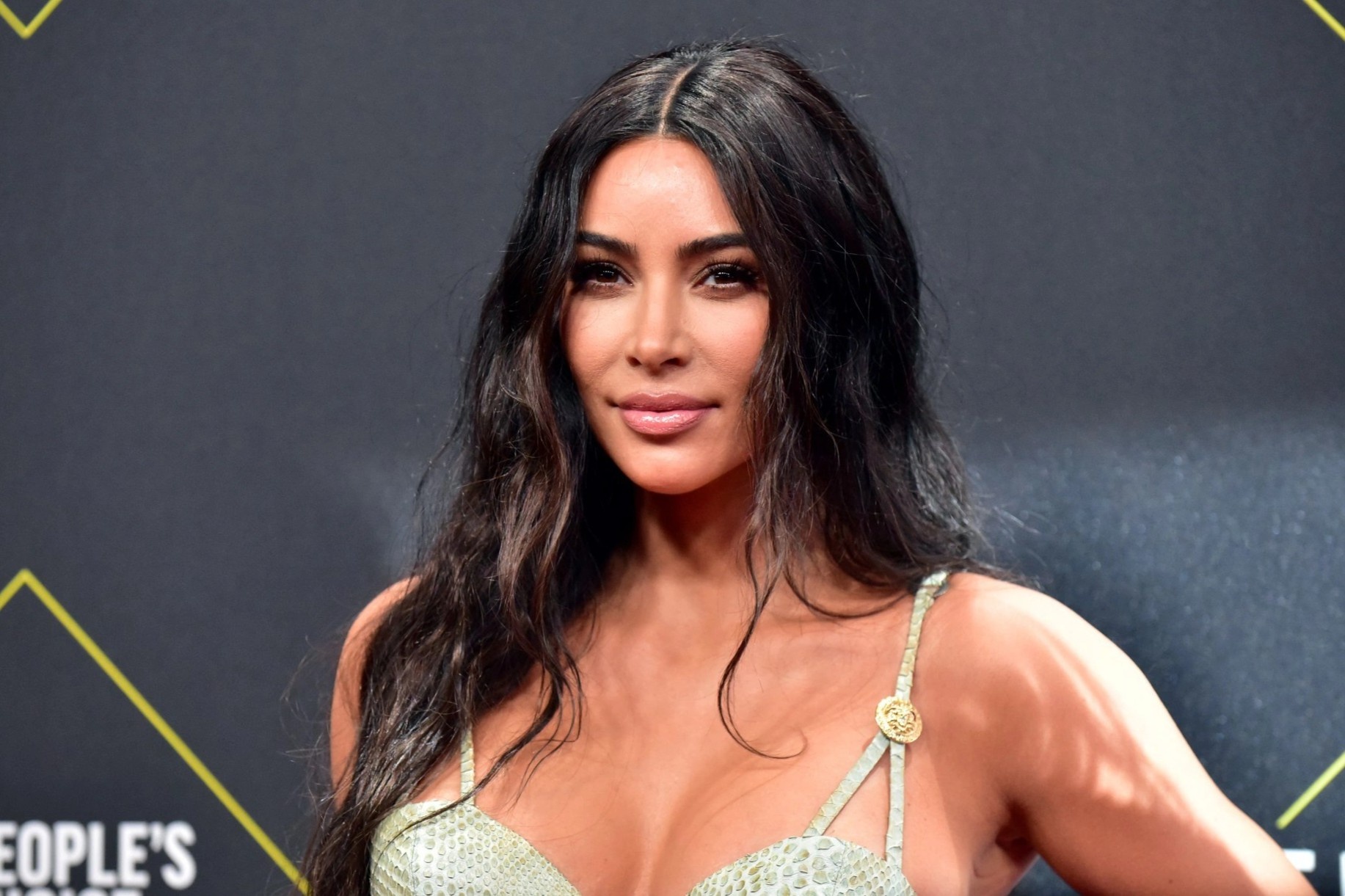 Nhung nguoi lieu mang de sua vong ba nhu Kim Kardashian hinh anh