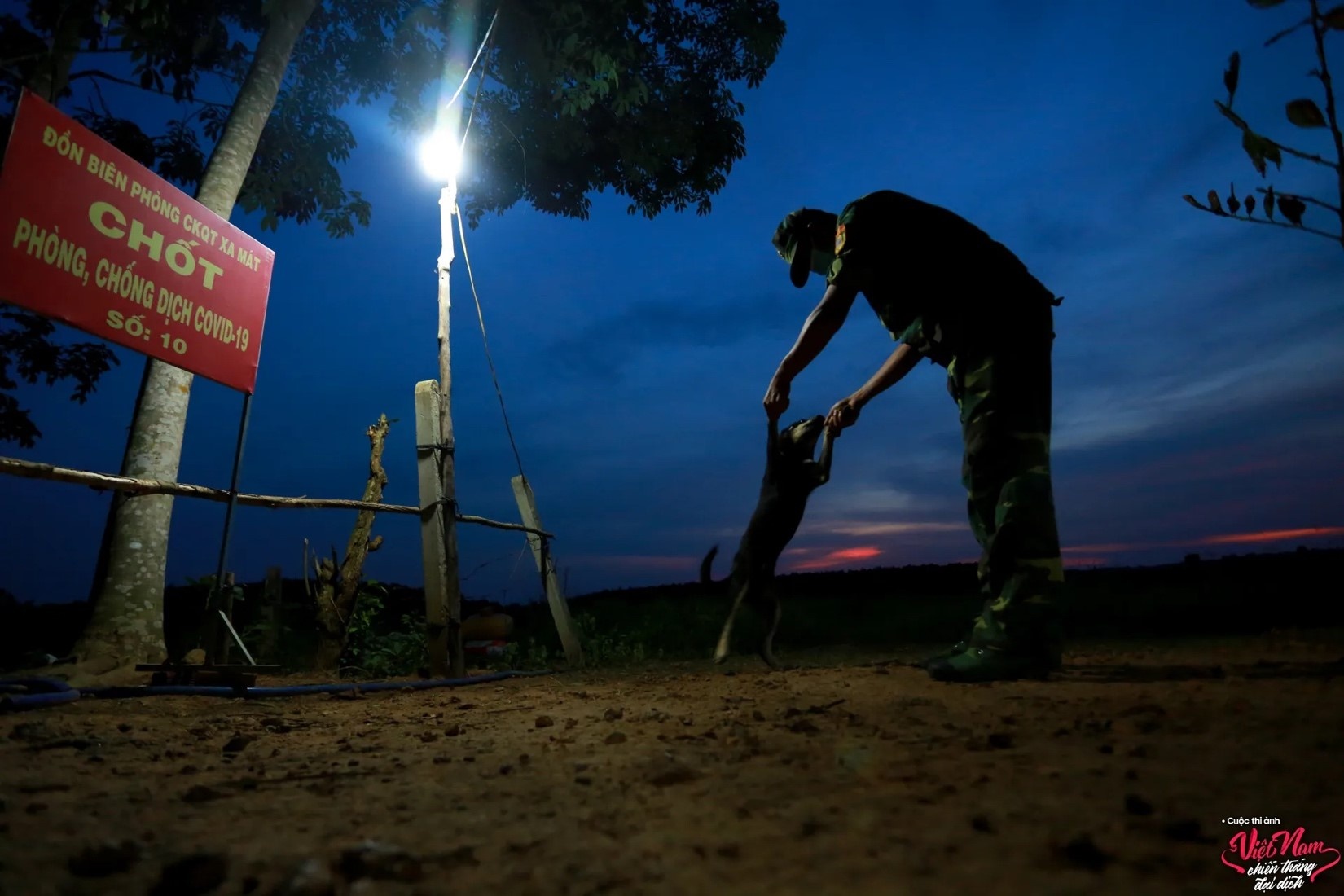 cuoc thi anh Viet Nam chien thang dai dich anh 5