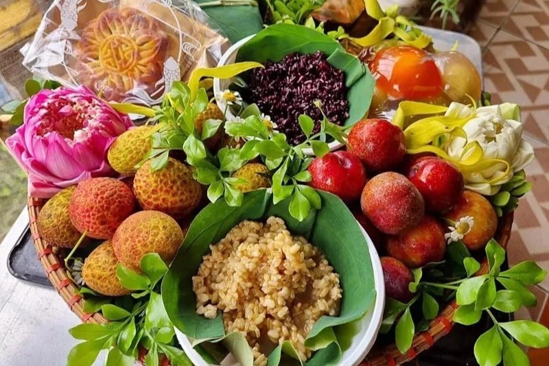 Mam le cung Tet Doan Ngo gan 2 trieu dong hinh anh