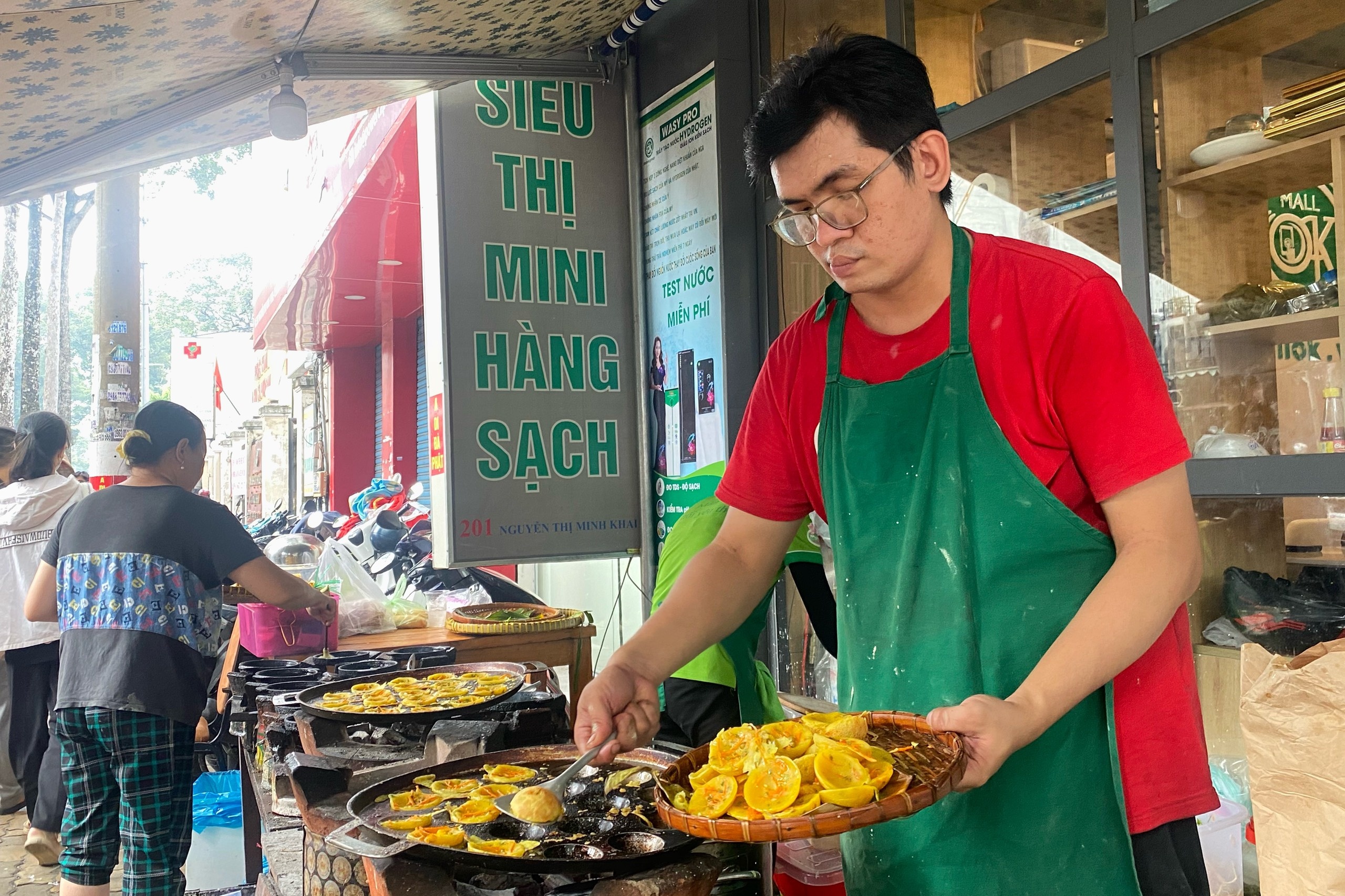 quan com tu thien o TP.HCM anh 3