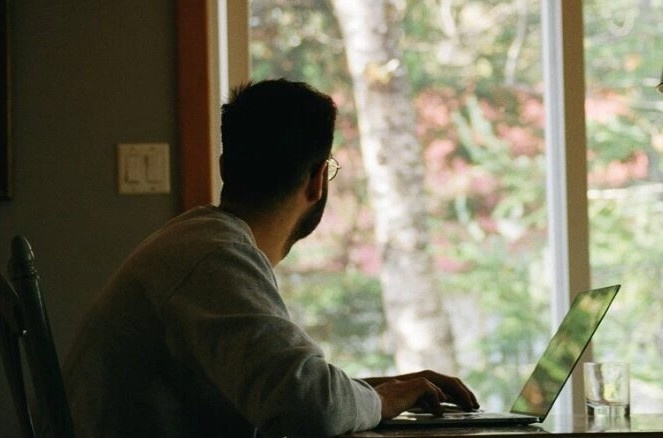 Gen Z chan lam viec tu xa anh 2