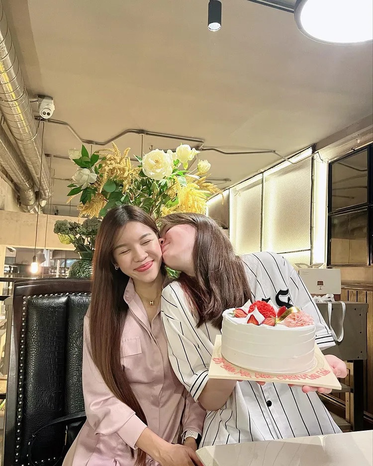 bố mẹ đăng văn lâm về việt nam ảnh 3 bo me dang van lam ve viet nam anh 3