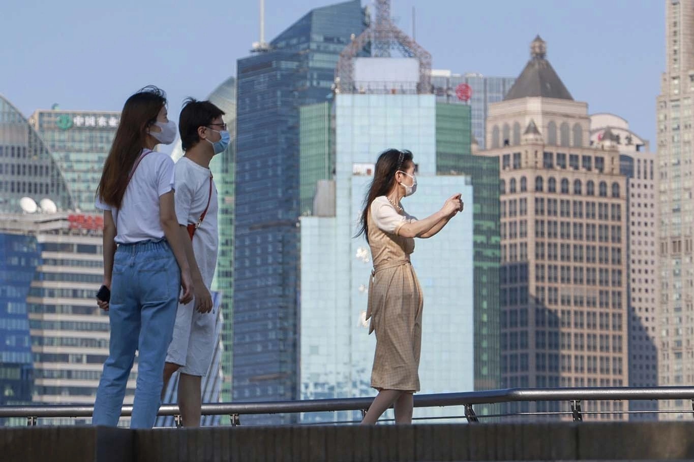 Cong ty Trung Quoc tuyen bo khong thue nguoi tung mac Covid-19 hinh anh