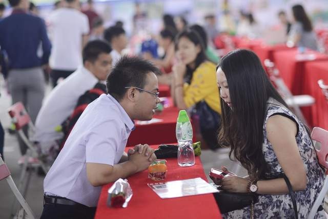 dan ong trung quoc khong kiem duoc vo anh 2