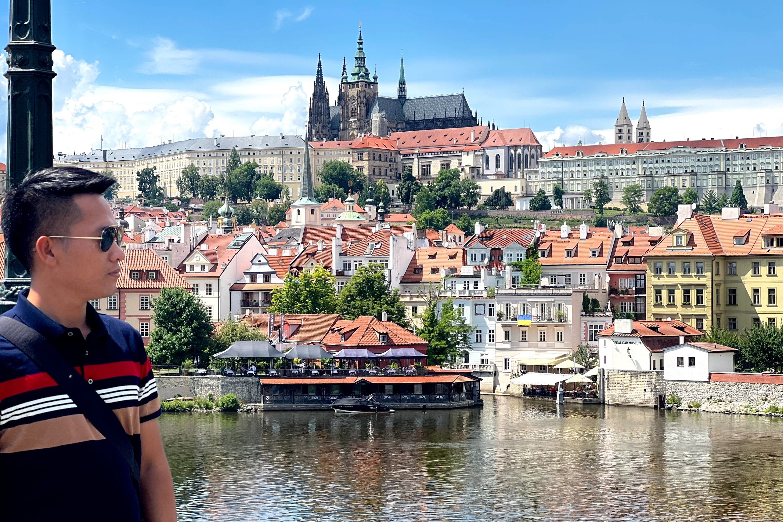 vợ chồng du lịch châu Âu ảnh 6 vo chong du lich chau Au anh 6