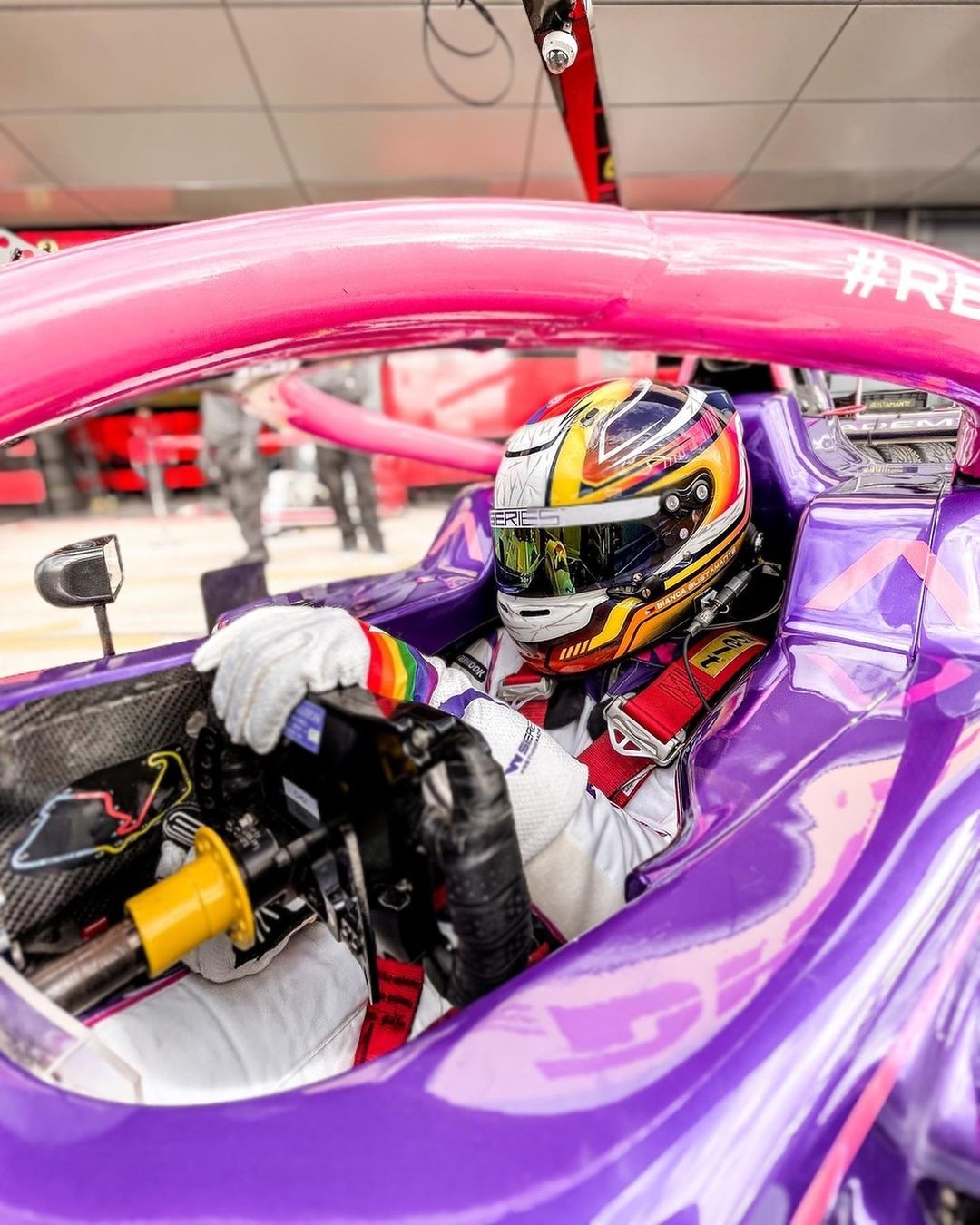 cô gái đua xe ảnh 7 co gai dua xe anh 7