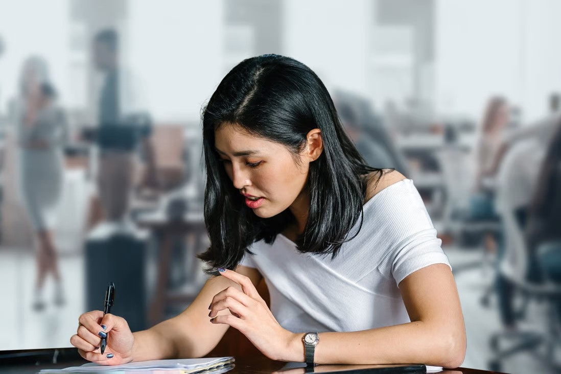 boc lot lao dong anh 1