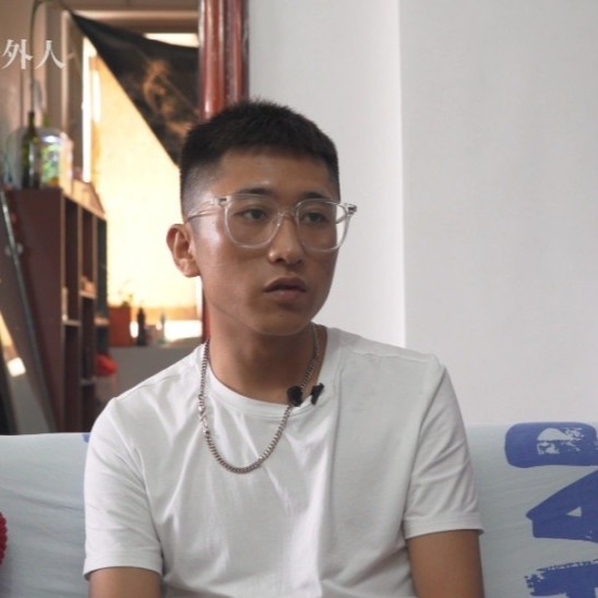 bao luc gia dinh anh 3