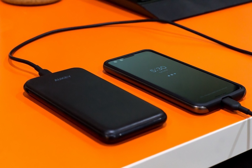 qua tang dong nghiep anh 1