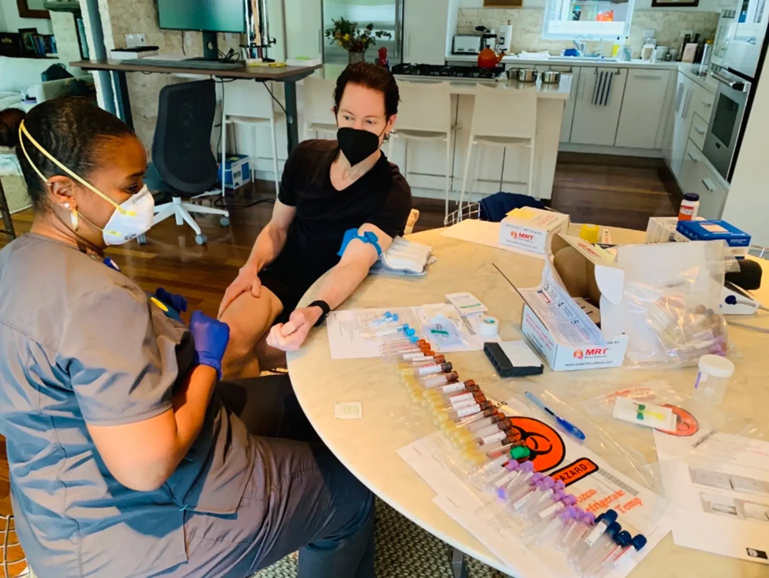 tre hoa co the anh 5