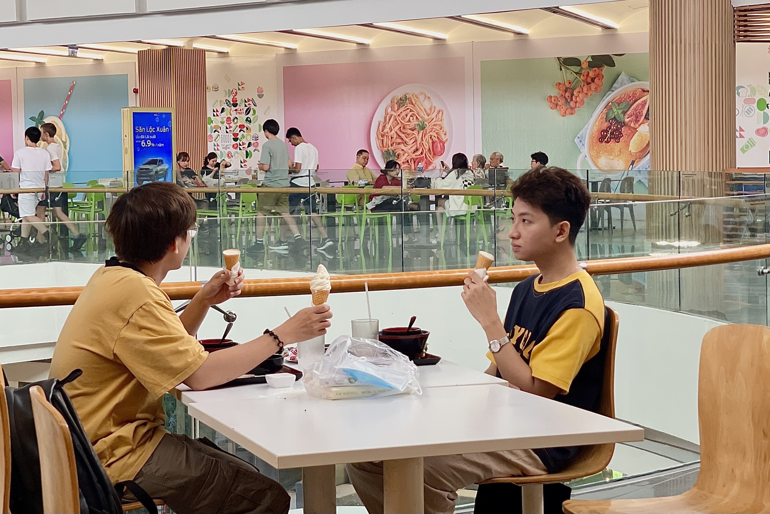 trung tam thuong mai anh 6