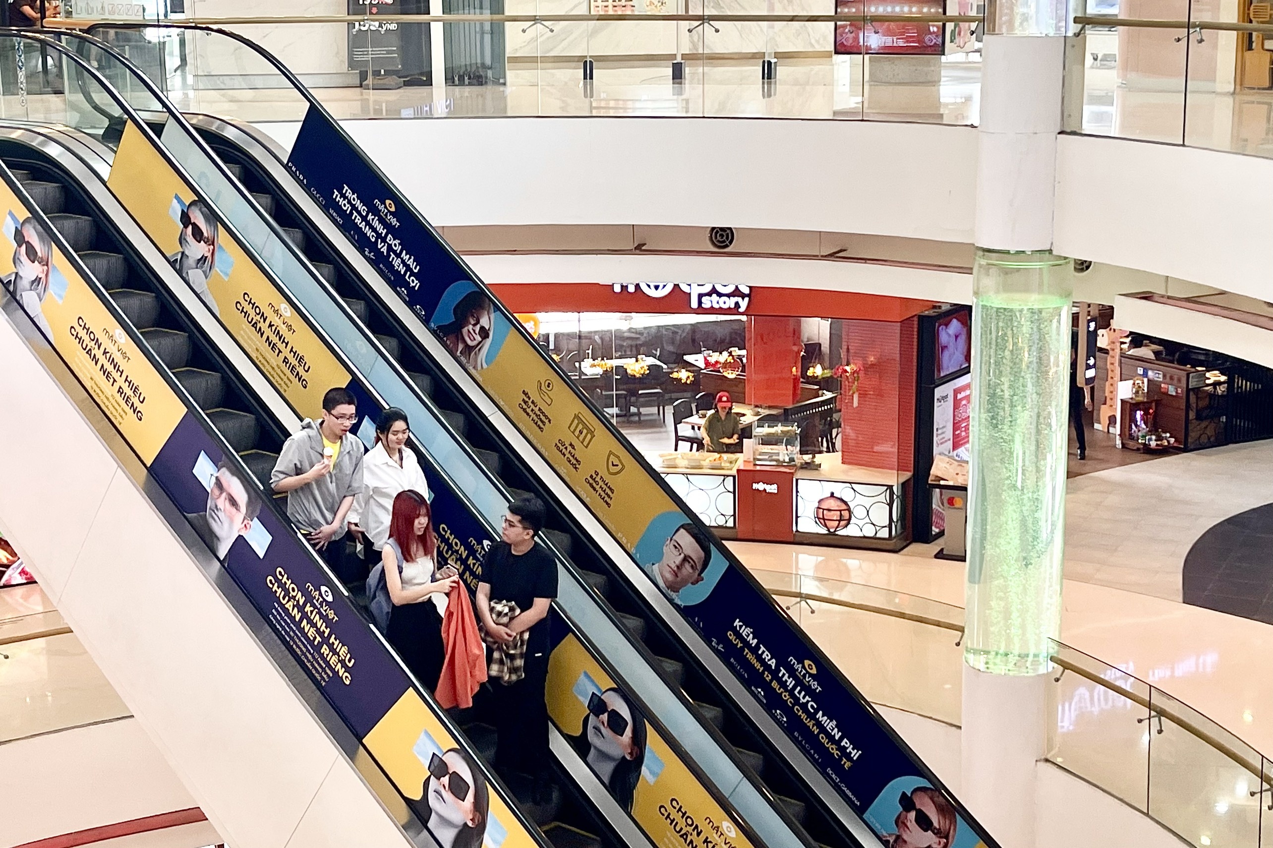 trung tam thuong mai anh 9