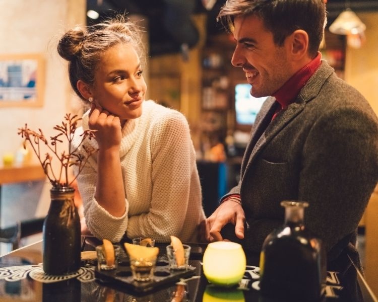 hen ho qua app anh 2