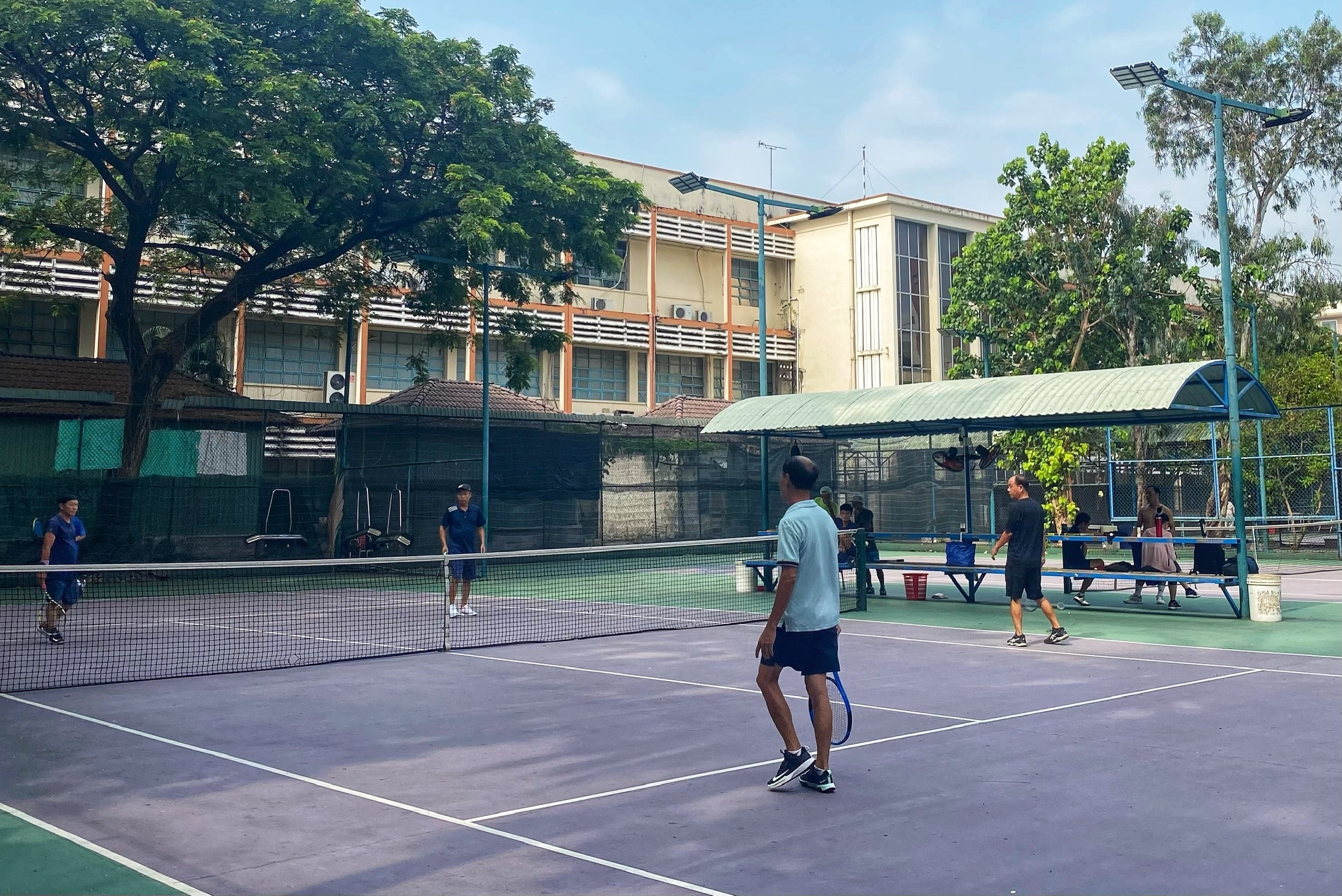 nang nong sai gon anh 1