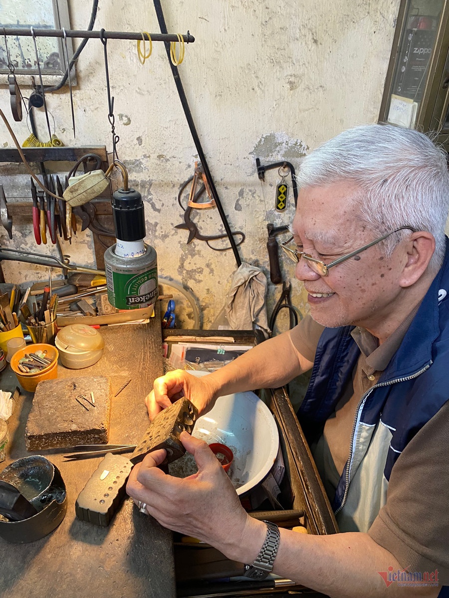 ông Nguyễn Chí Thành ảnh 9 ong Nguyen Chi Thanh anh 9