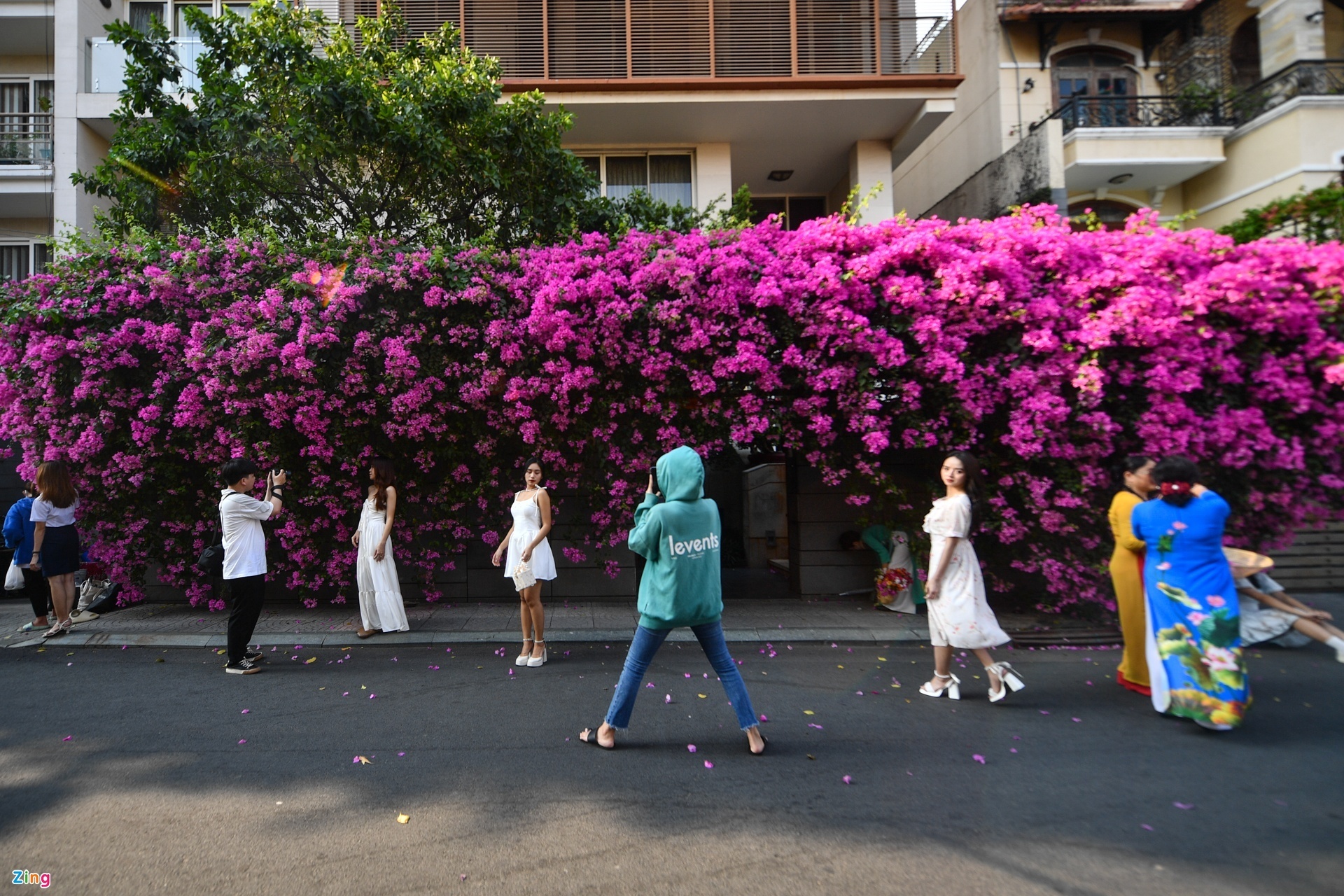 Hẻm cấm chụp hình ảnh 13 Hem cam chup hinh anh 13