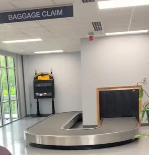 san bay sieu nho anh 1