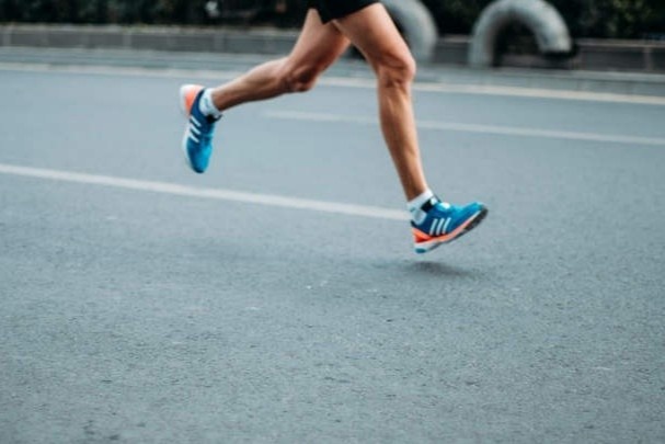 cong ty sa thai anh 1